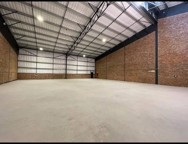 877M² WAREHOUSE TO LET IN RIVERSANDS